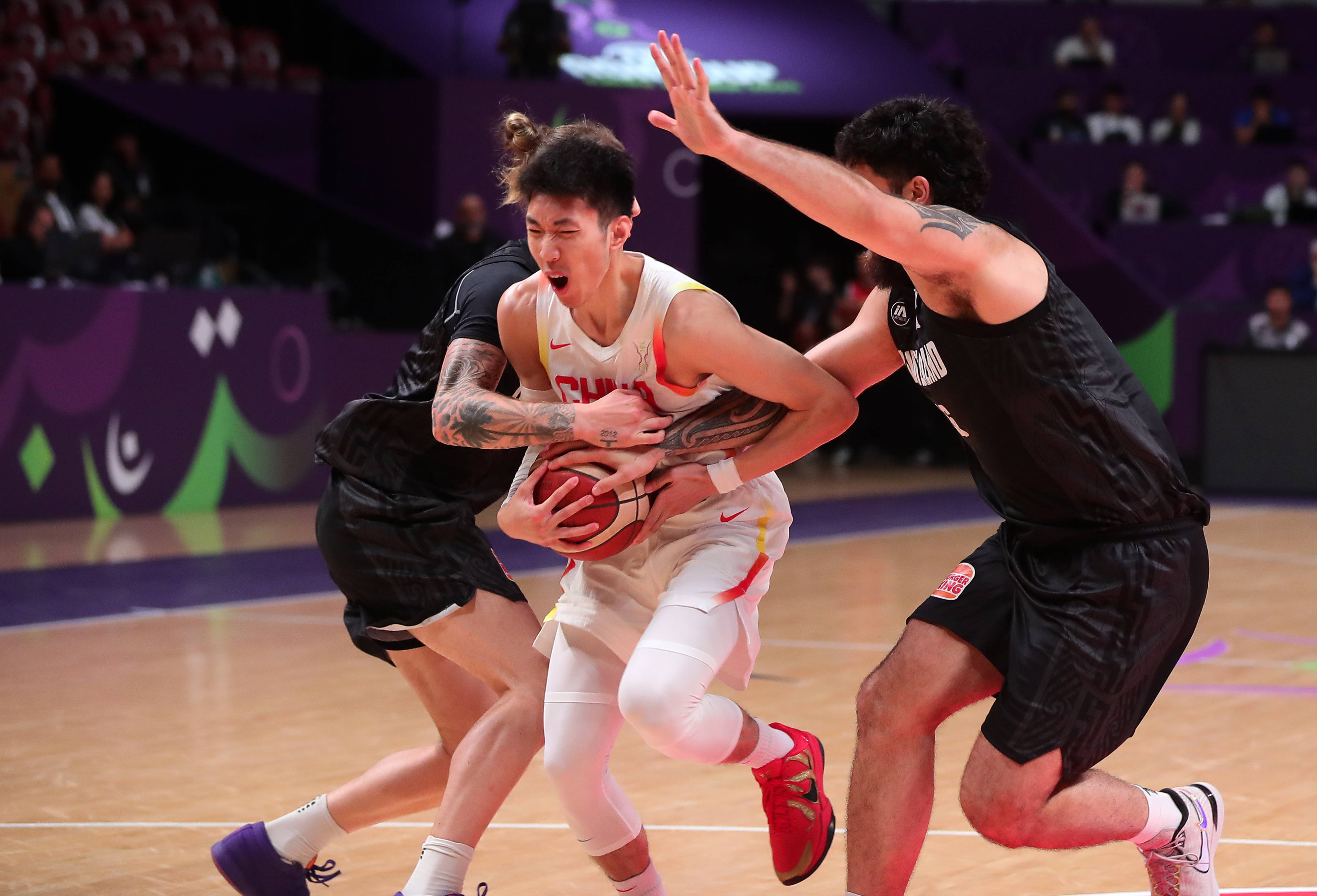 爱游戏 在线登录-欧篮联赛程吃紧,北京国安赛后单刀错失,震撼外界,身体对抗强度拉满的简单介绍