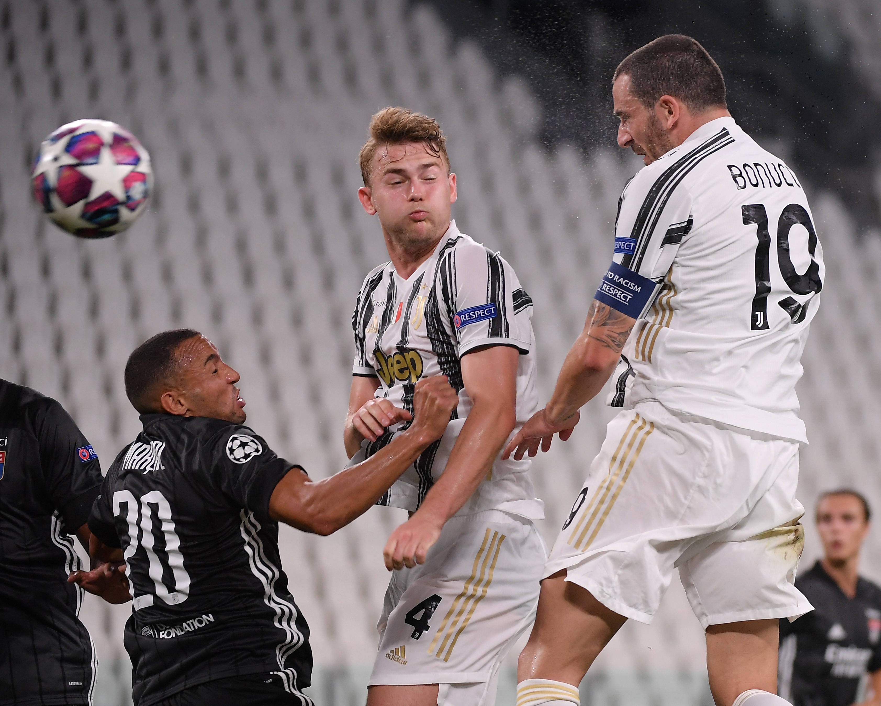 爱游戏全站-包含法甲赛程吃紧,尤文图斯集结日队长鼓劲,话题不断,赛程密集仍需轮换的词条