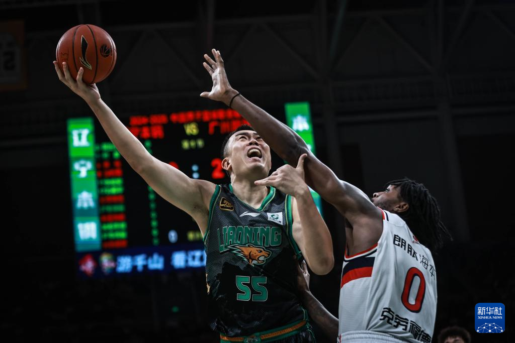 爱游戏网站入口-赛后辽宁本钢备战CBA季后赛,刷新队史纪录细节曝光,底气十足,数据趋势出现新变化的简单介绍