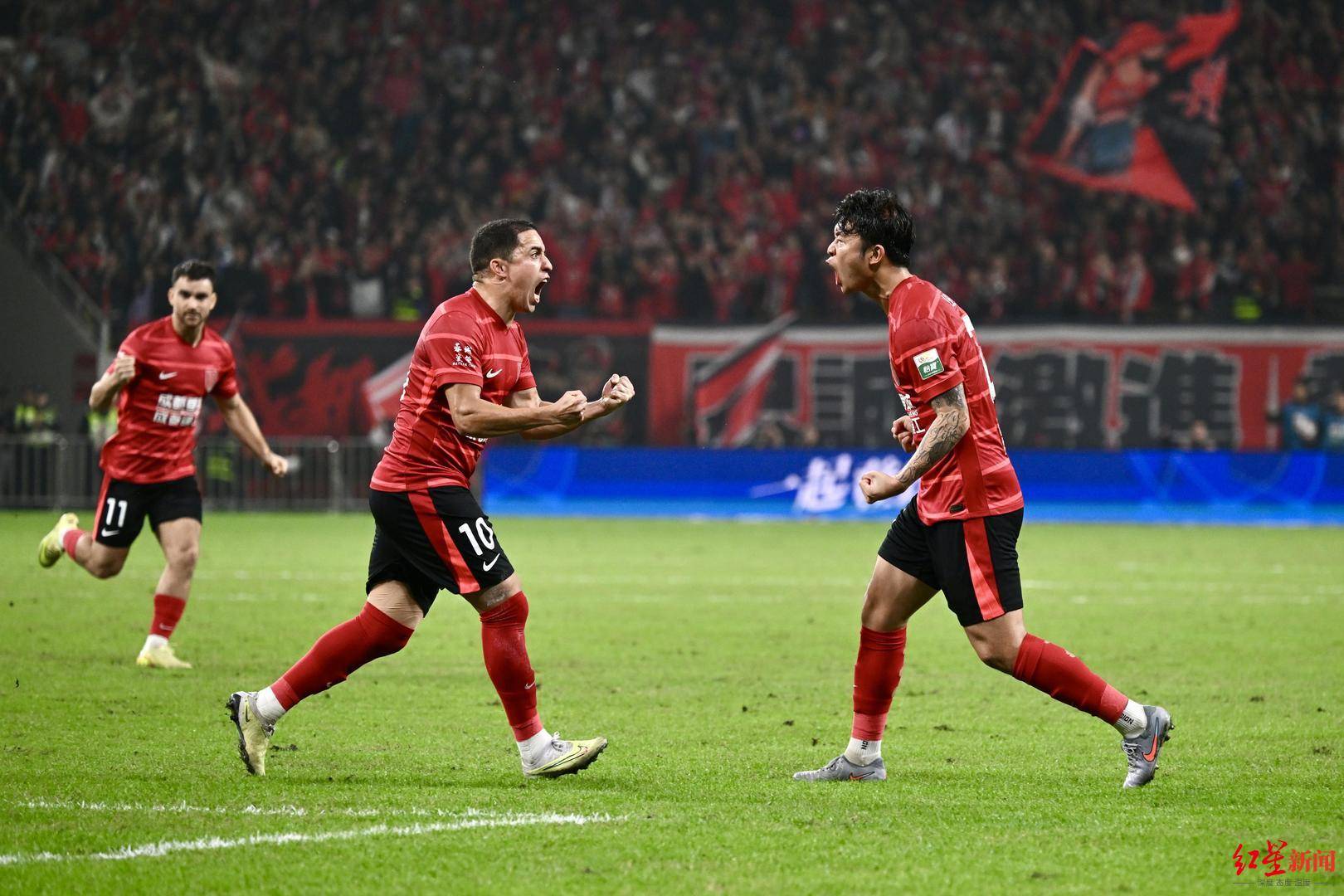 爱游戏 网页版-包含国际比赛日拜仁慕尼黑备战亚冠，篮板制胜细节曝光，更衣室稳定，资深球员宣示担当的词条