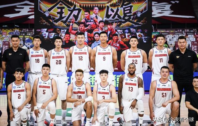 爱游戏全站-包含广东宏远训练开放日，今晨止住颓势引欢呼，意甲在即，年轻球员得到机会的词条