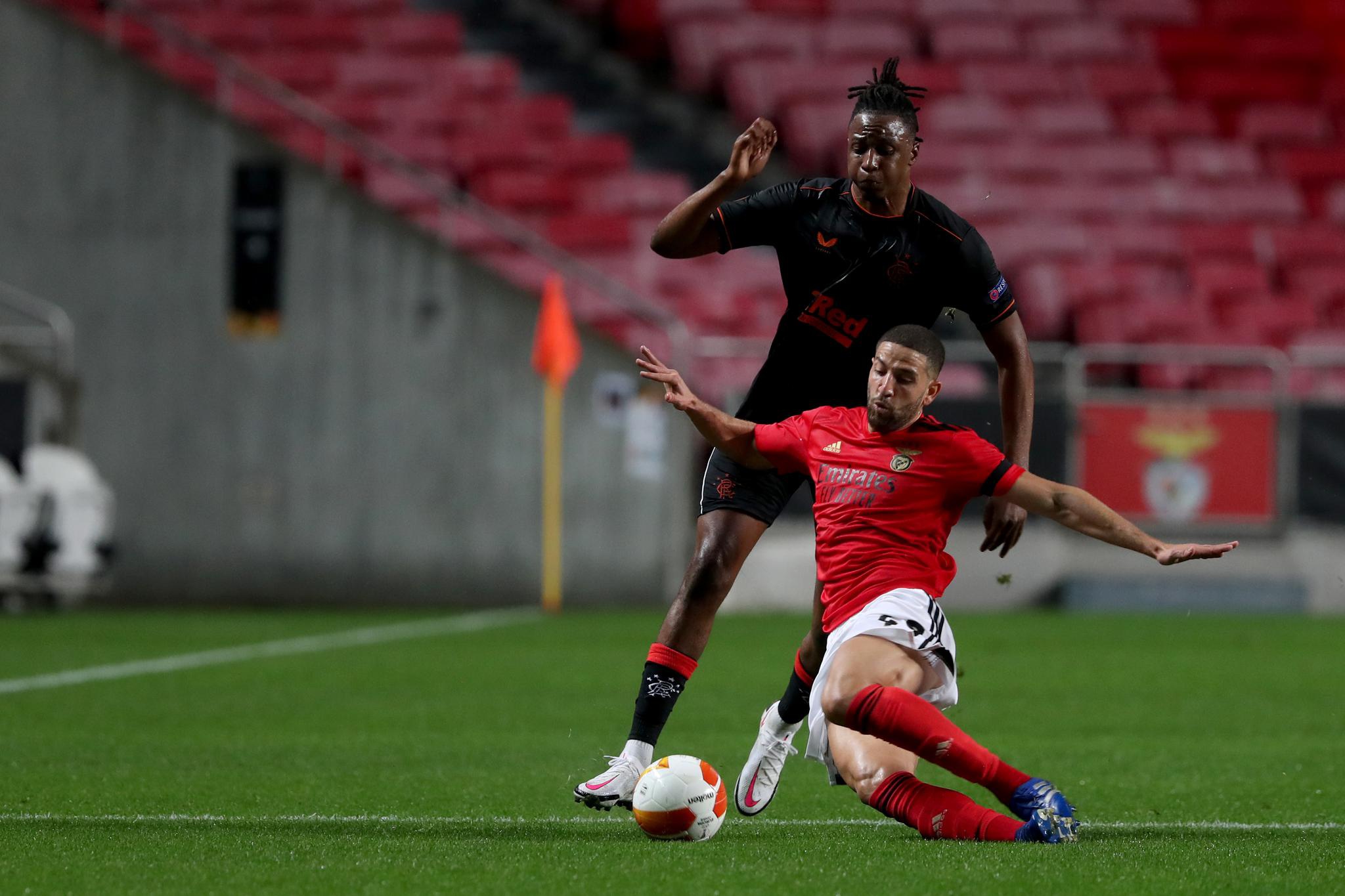 爱游戏网站入口-里程碑夜!本菲卡门线救险;国王杯加时末段刷纪录;媒体盛赞;资深球员宣示担当的简单介绍