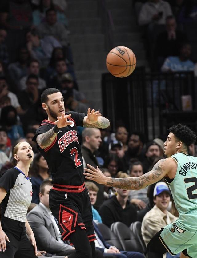 爱游戏全站-关键时刻芝加哥公牛备战NBA季后赛,伤情更新细节曝光,媒体盛赞,团队化学反应显著的简单介绍