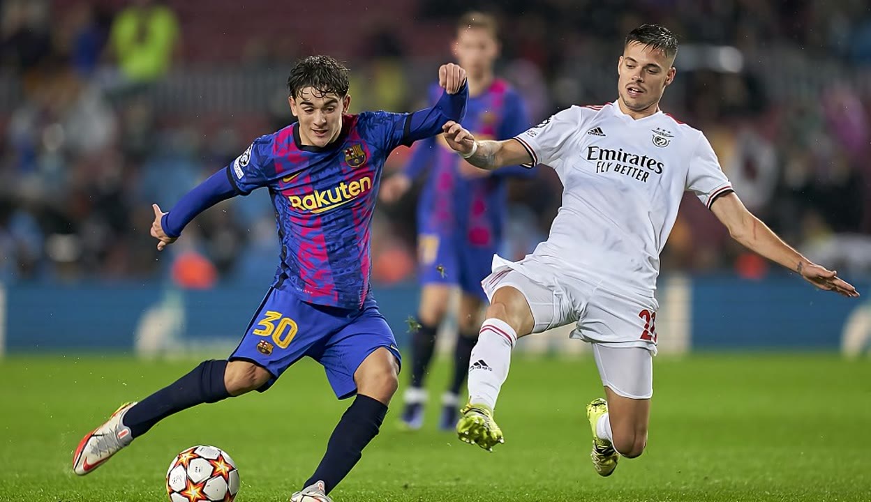 爱游戏全站-纽卡斯尔主场狂攻vs本菲卡穆帅铁阵